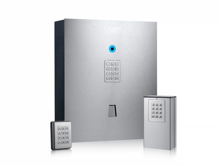 LivionKey30, LivionKeyOne und LivionKeyPad Sichere Schlüsselausgabestationen mit Zahlencode in Silber.